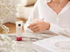 The Ritual of Sakura Recovery Hand Balm